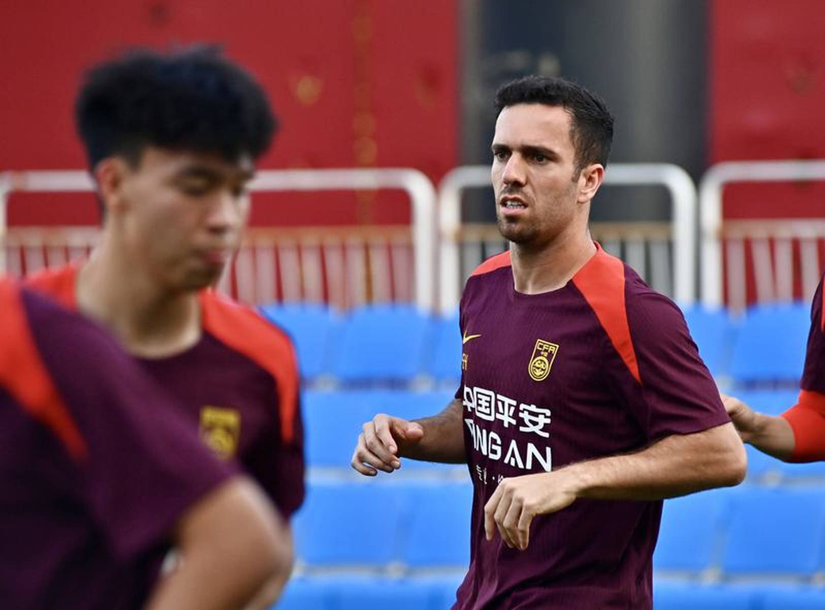 国足东亚杯或启用国青前场攻击群 王钰栋蒯纪闻有望联手