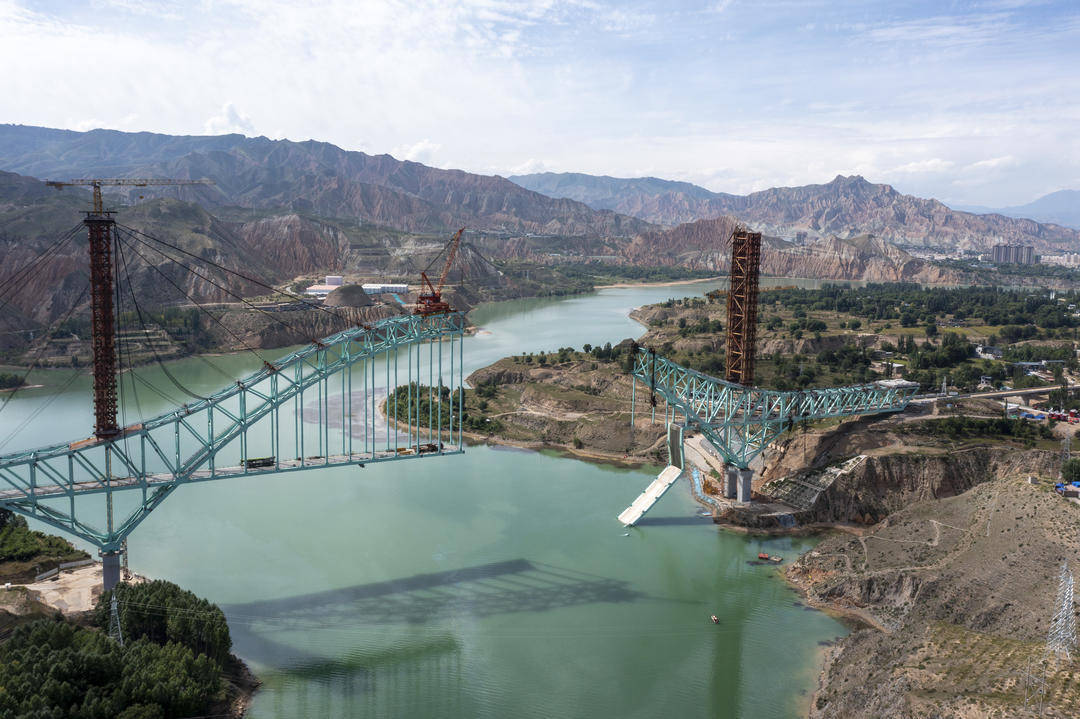 中铁发公告致歉，尖扎黄河特大桥垮塌因吊索塔架前端扣索崩断