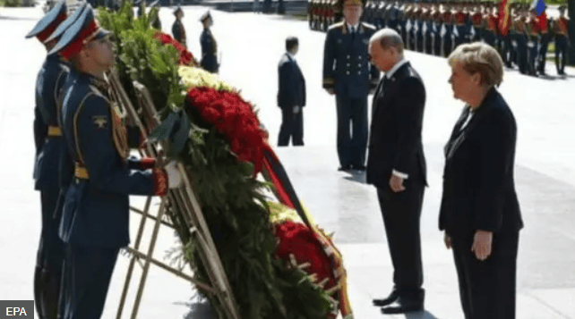 扬之：缺席九三阅兵的欧洲，已失去国际格局中“另一极”的地位