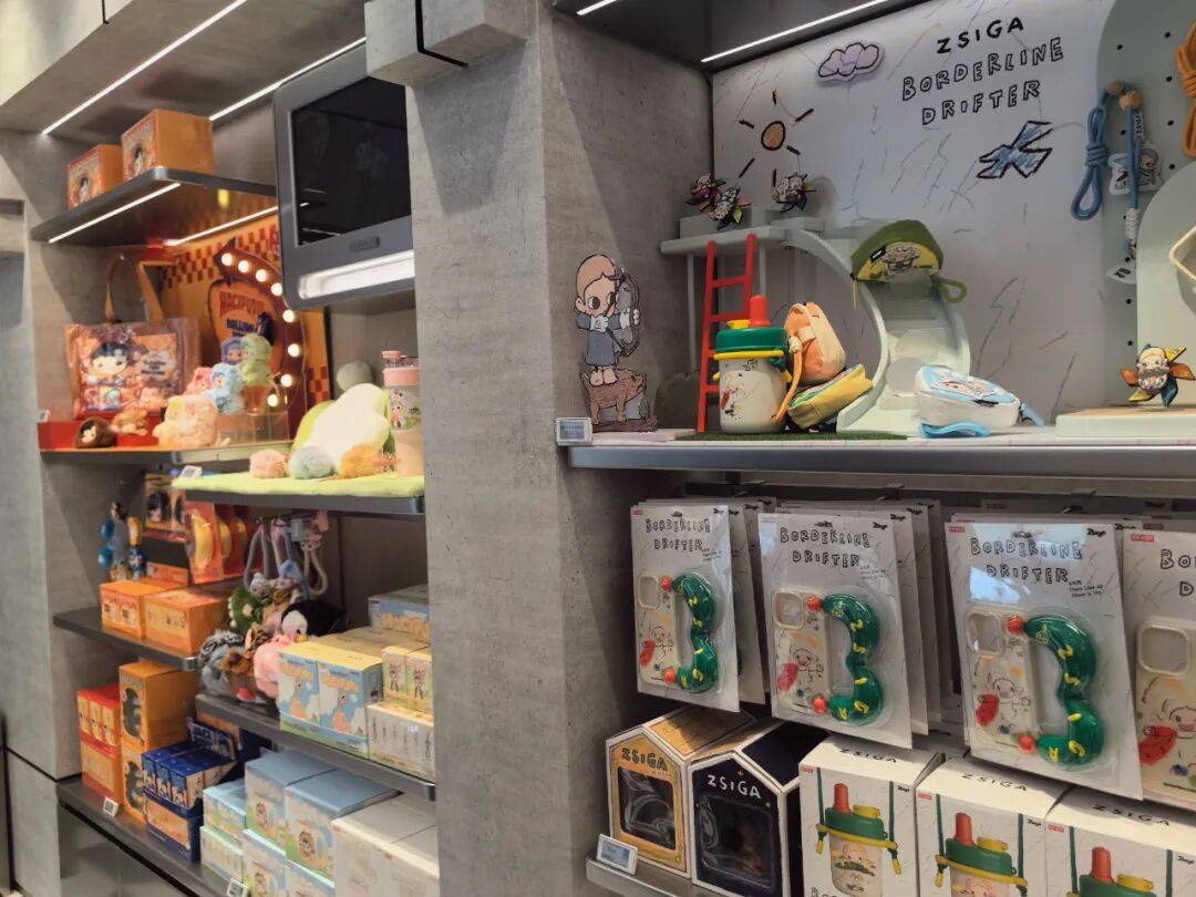 凌晨3点就有人排队|黑龙江省首家泡泡玛特S级木纹形象店开业