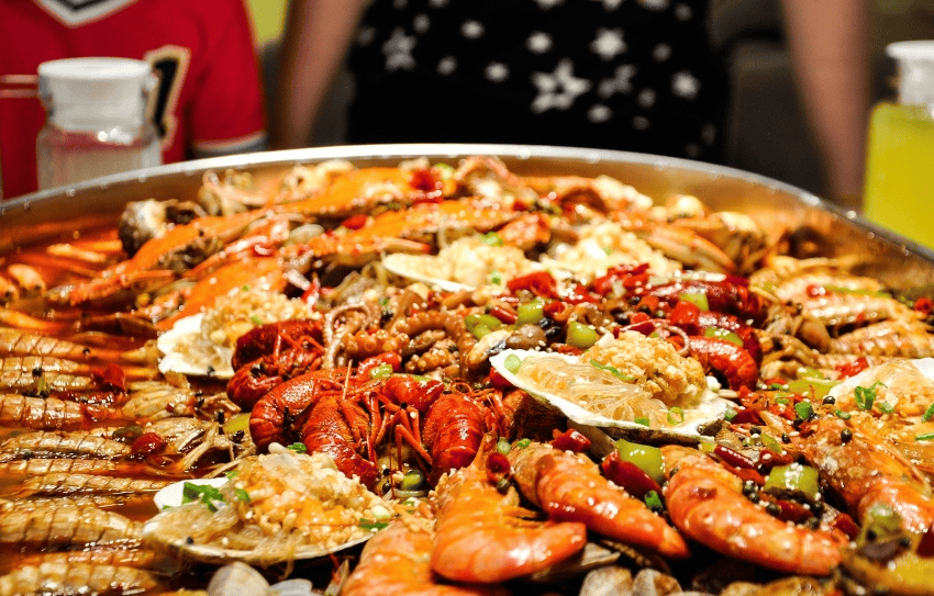 晚餐早点吃 VS 晚点吃,差别竟然这么大!“最佳晚餐时间”是……