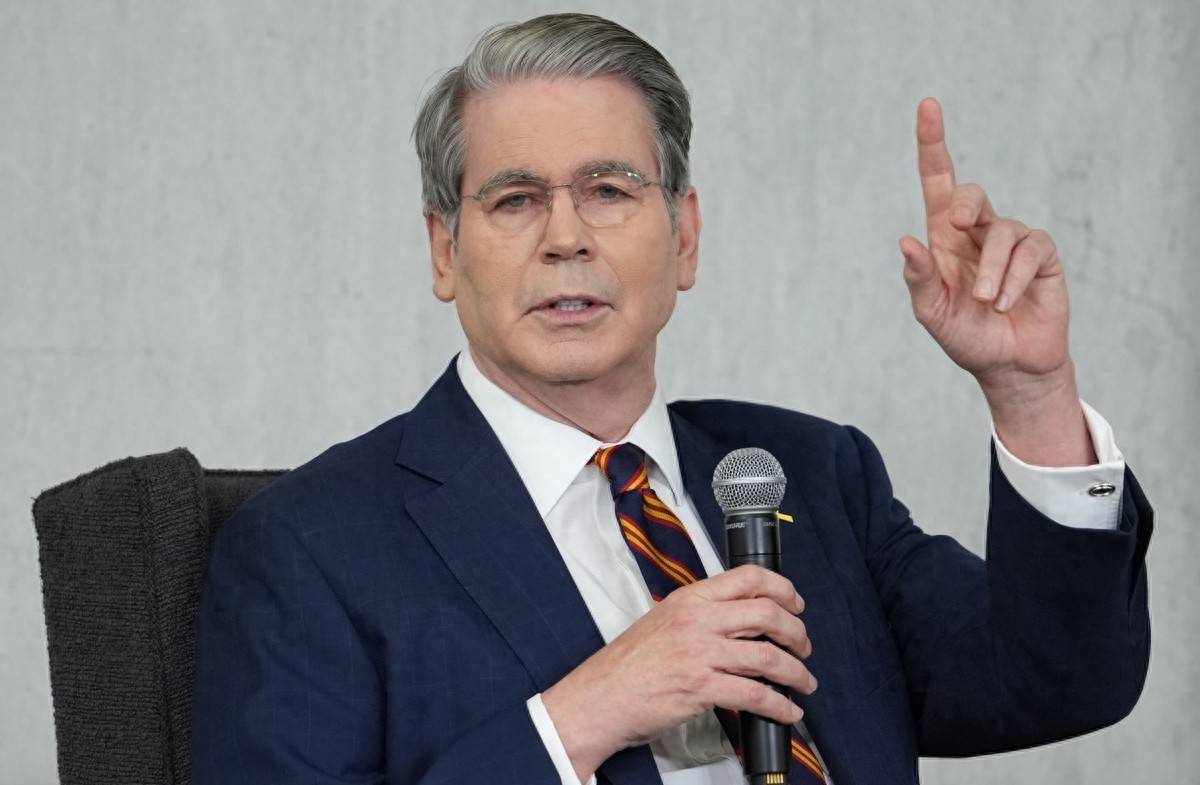 美财长威胁加码,对华征税500%!美国就差临门一脚,发现中国还把着一个命门