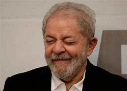LULA(噜啦啦啦歌词)