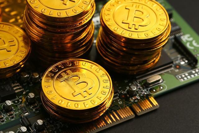 炒币是买的人多价格才涨的吗(炒币是不是随时买入卖出)